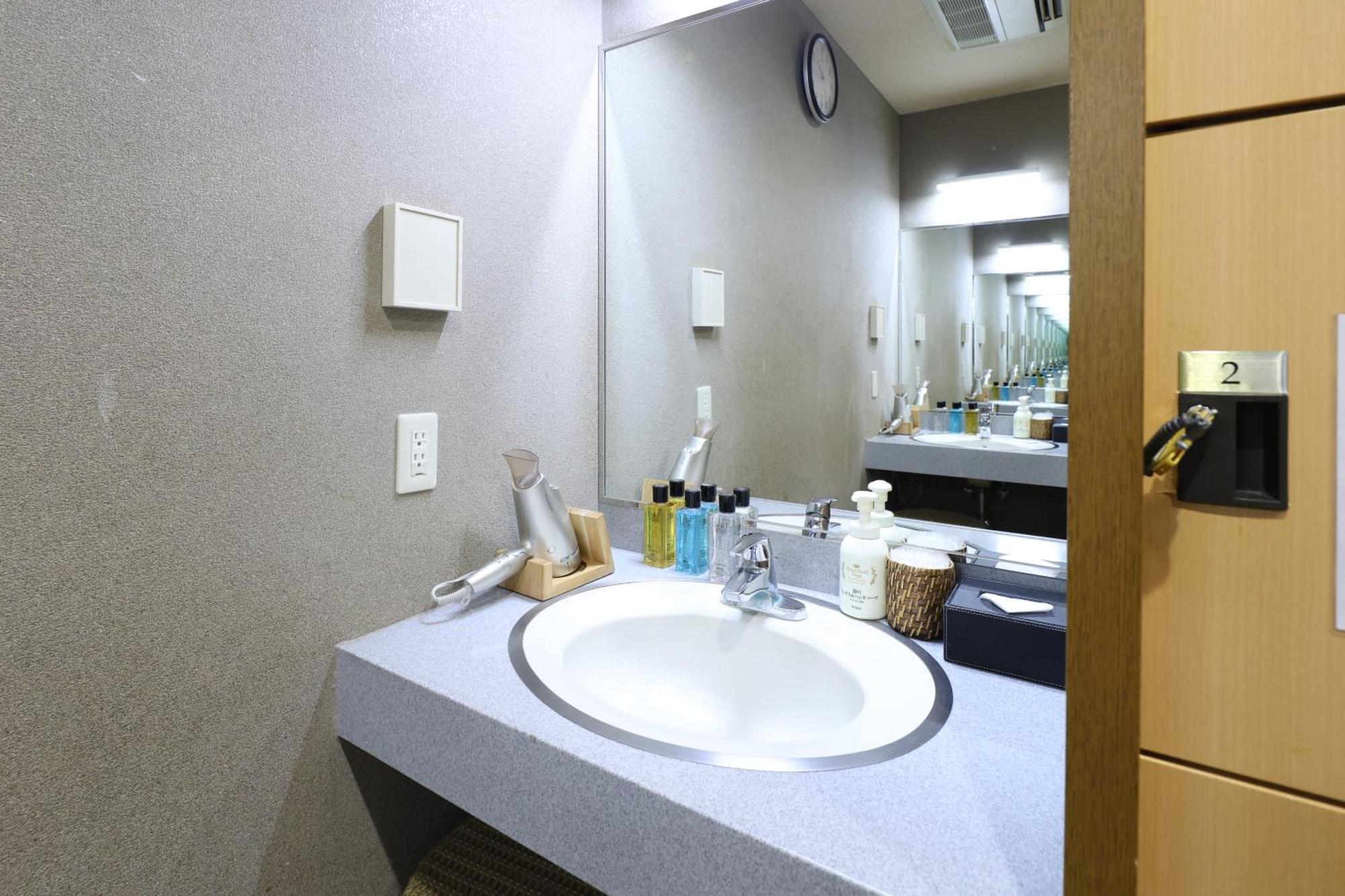Dormy Inn Chiba City Soga Exterior foto